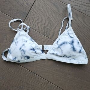 NWOT Marble Look Bikini Top